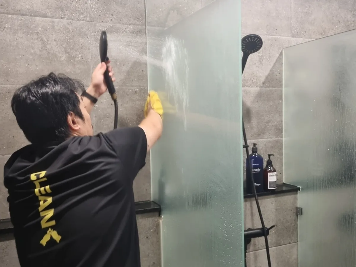 동구 일산동 건물 세면대·파우더룸 바닥 위생청소 사례 - 행진크린